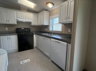 7280 W Mount Morris Rd #402, Flushing, MI 48433
