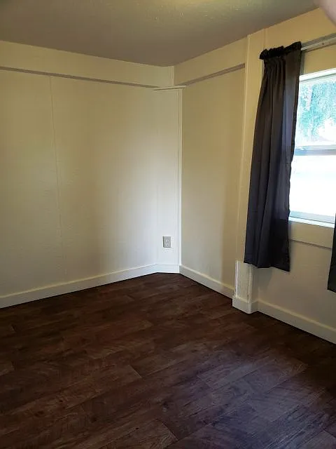 1 bed, 1.0 bath, 461 sqft, $950 — Photo 4