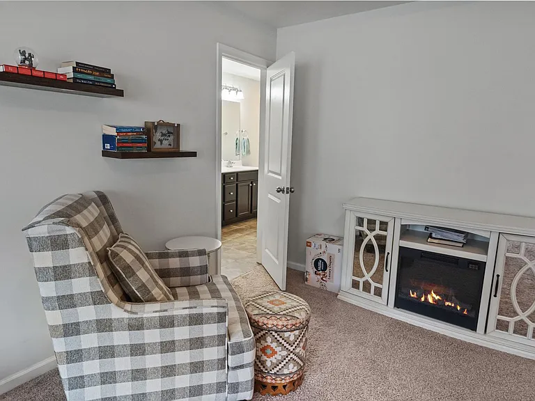 81 Bellasera Way — Photo 30