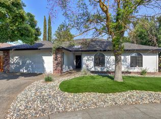 2606 Knabe Ct, Carmichael, CA 95608