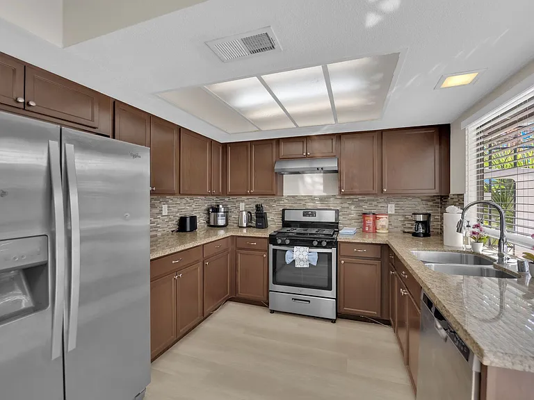 3087 Capistrano Ct — Photo 10