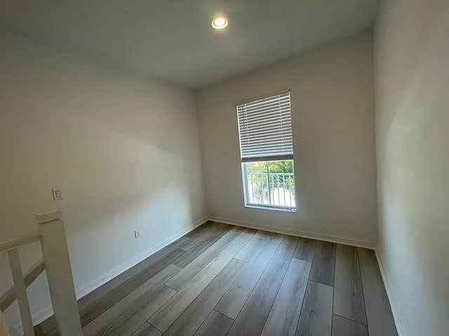 12921 Trevi Isle Dr — Photo 29