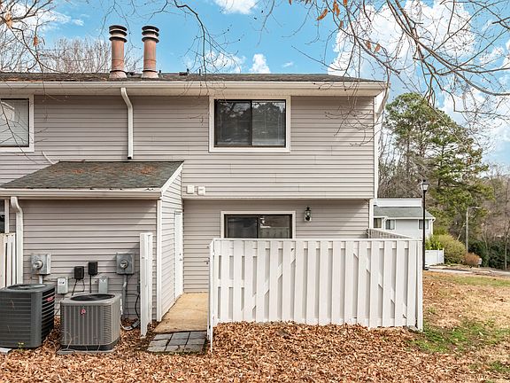 4th image of 7377 Sandy Creek Dr