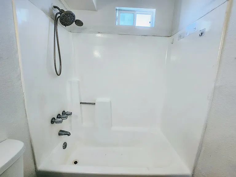 1309 W Taylor St — Photo 21