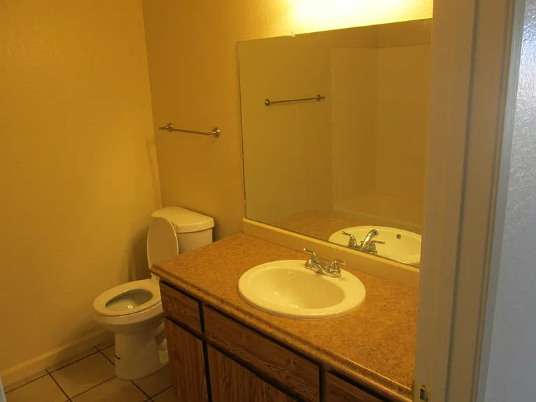 1381 Barstow Rd #D — Photo 7