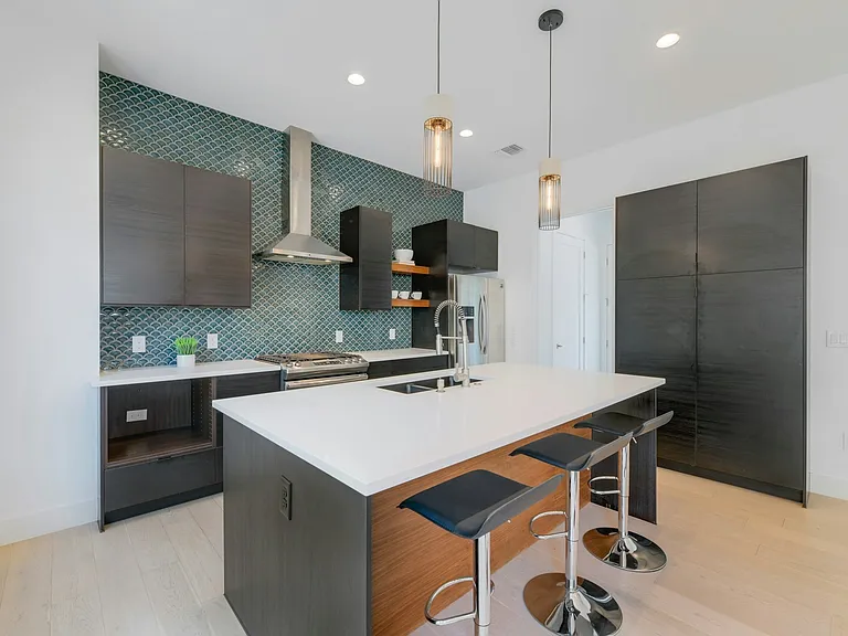 1205 Deloney St #A — Photo 12
