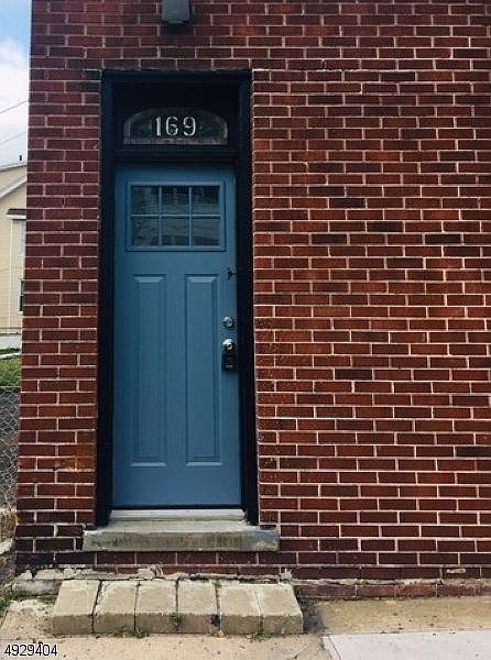 1st image of 169 Tremont Ave #1