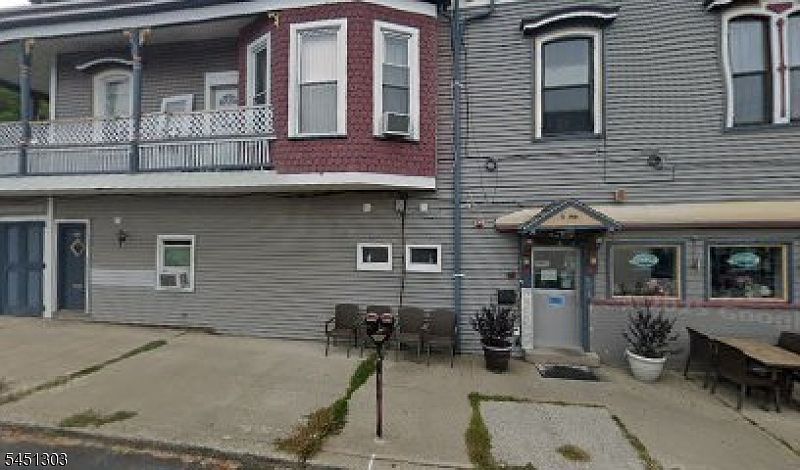 1st image of 216 Main St #0