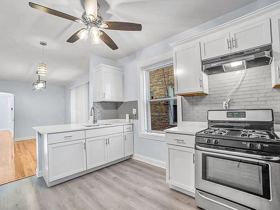 5th image of 1810 N Luna Ave #1