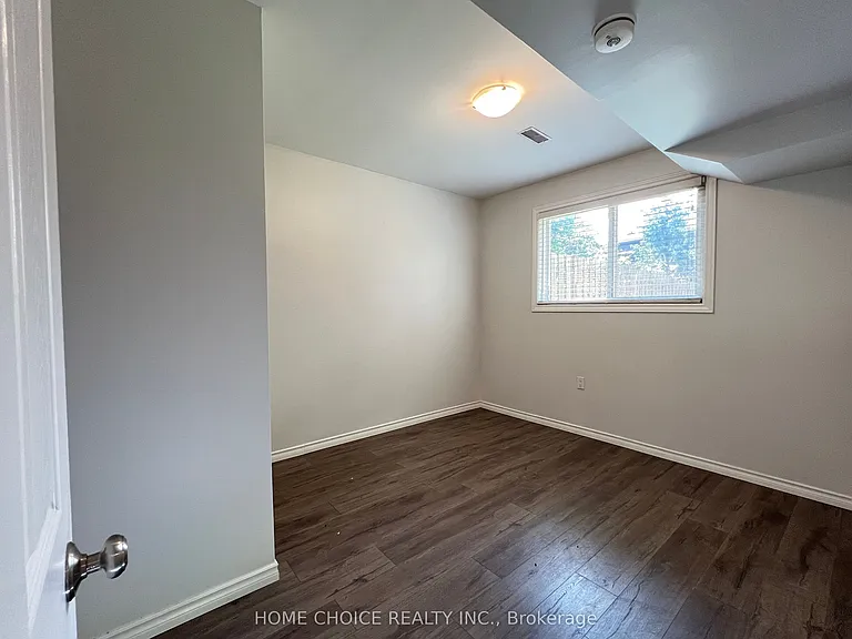 30 Porritt St #1 — Photo 10