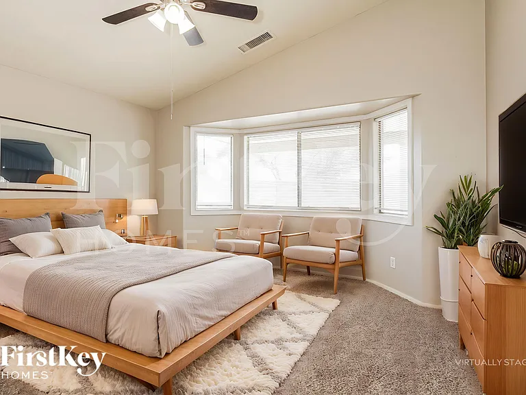 25757 W Saint Kateri Dr — Photo 10