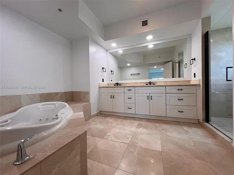 14951 Royal Oaks Ln #401 — Photo 3