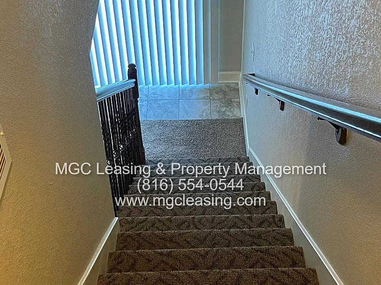 2216 SW Suncatcher Rd — Photo 7