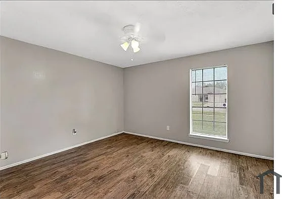 9311 Golden Wood Ln — Photo 3