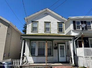 318 1/2 14th Ave, Scranton, PA 18504