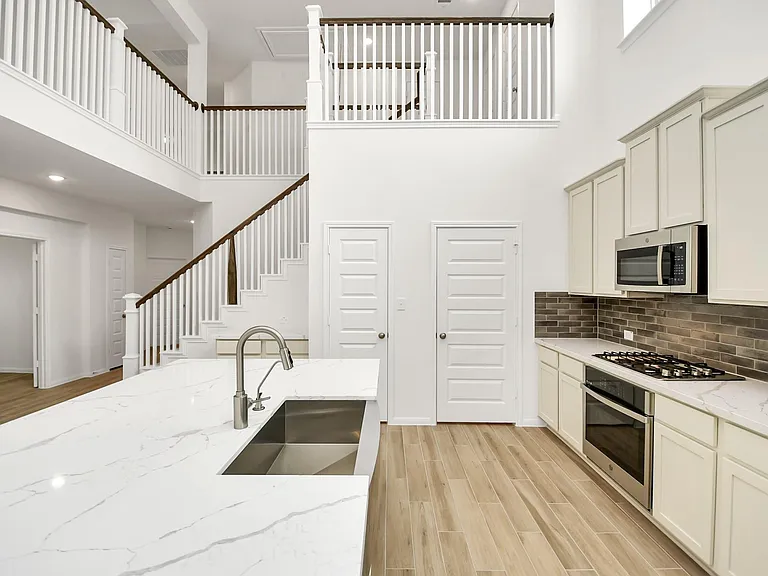 2431 Waybread Ln — Photo 8