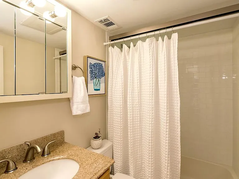 390 Riverway #1 — Photo 11