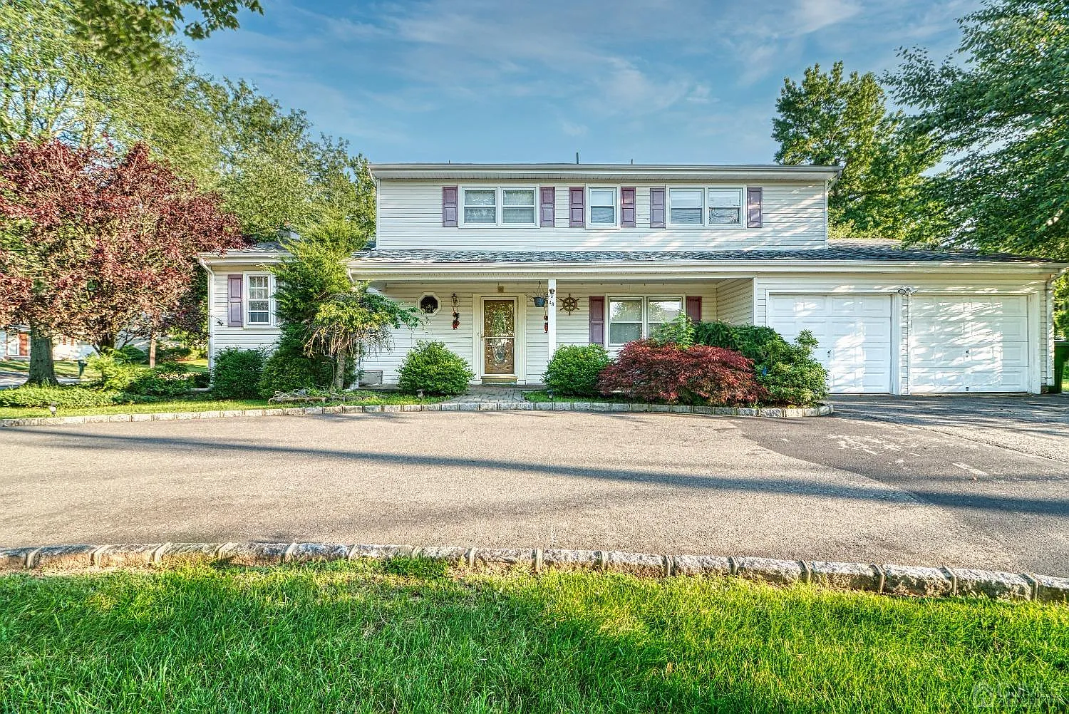 43 Jonathan Dr photo 1