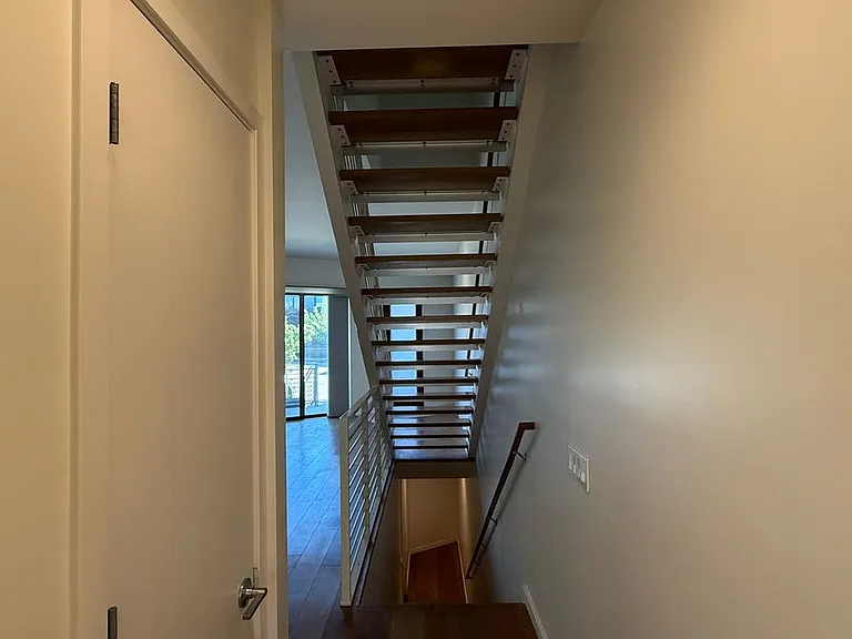 488 Garden St — Photo 16