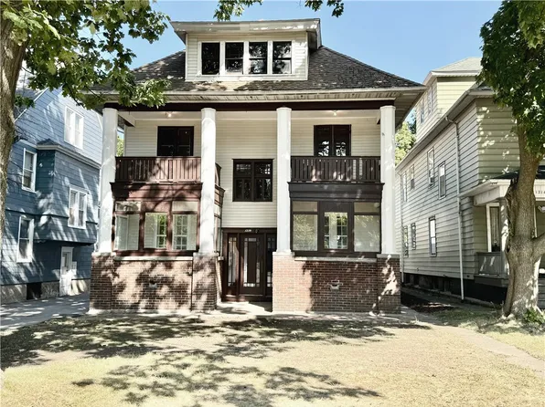 1220 Lake Ave, Rochester, NY 14613