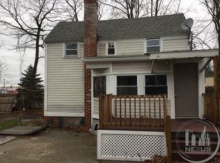 73 Washington Ave, Riverside, RI 02915