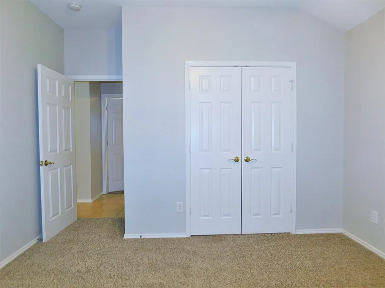 3721 Calvert Ln — Photo 20