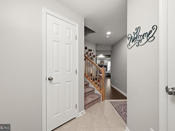 5th image of 140 Pittman Ct