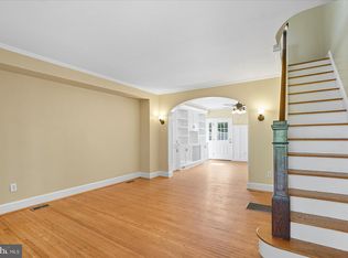 913 E 37th St, Baltimore, MD 21218