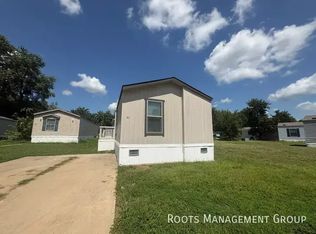 200 Paradise Acres Rd #97, Carterville, IL 62918