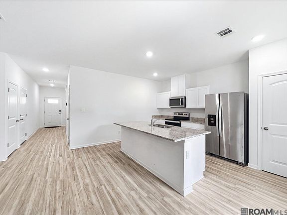 3rd image of 12809 Sweetleaf Ave