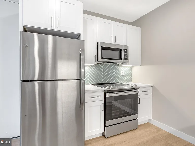 1144 Frankford Ave #503 — Photo 4