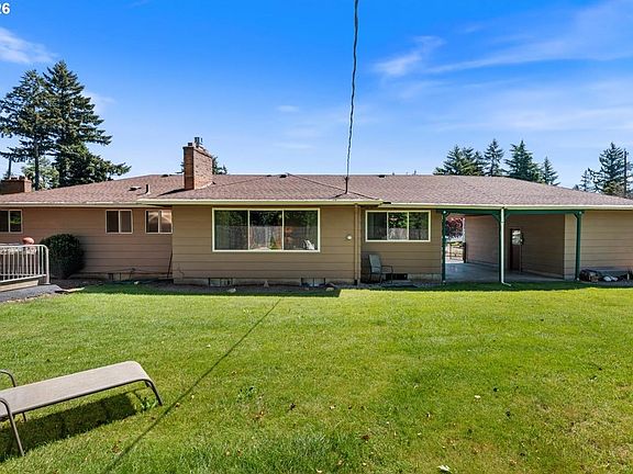 5th image of 10910 SE Pardee St