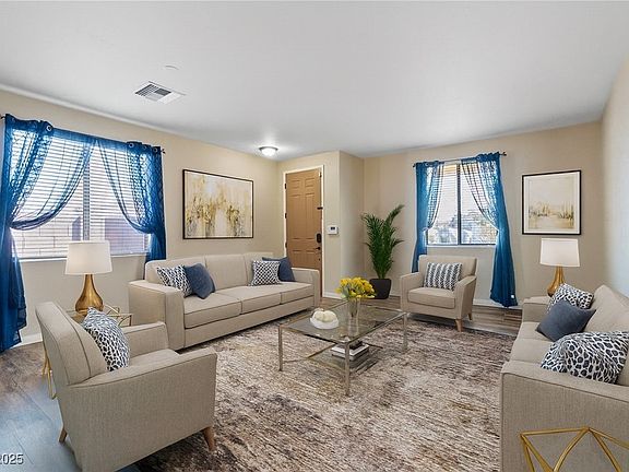 3rd image of 51 Green Hills Ct
