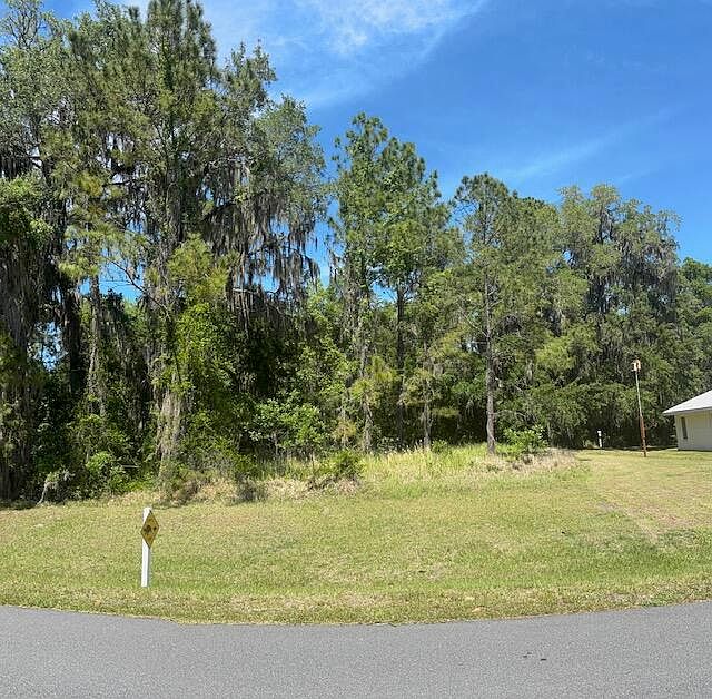 1st image of 3303 N Canterbury Lake Drive