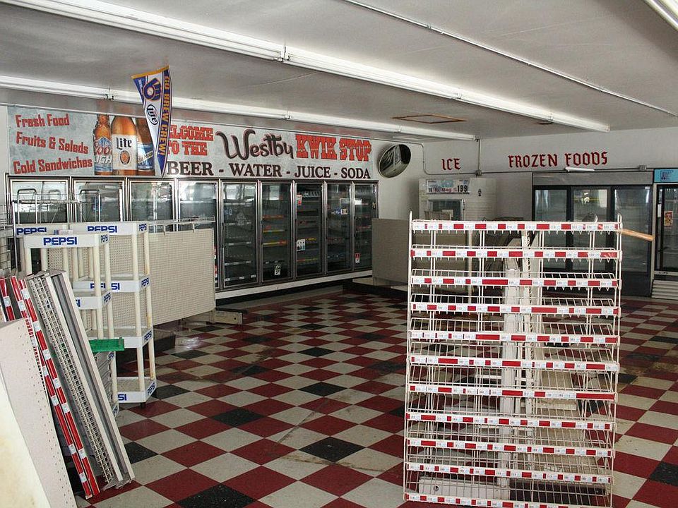 2nd image of 100 Washington St