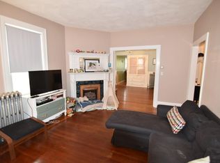 123 Kent St APT 1, Brookline, MA 02445