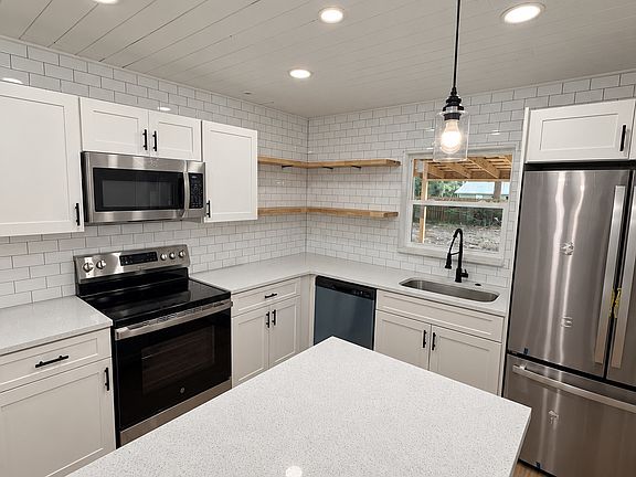 4th image of 5350 E Jasmine Ln