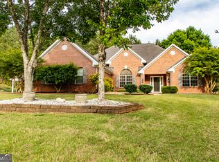 860 Stoneglen Ct, McDonough, GA 30252