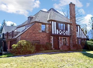 48 Gainsborough Rd, Scarsdale, NY 10583