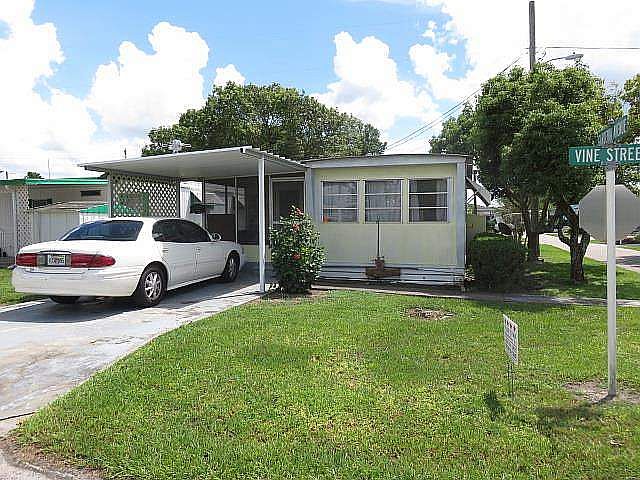 1st image of 85 Gardenia Ave