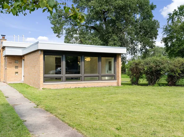 7452 S Constance Ave, Chicago, IL 60649