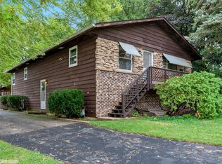1325 Glenview Ct, Round Lake Beach, IL 60073
