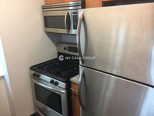 Rented by NY Casa Group | media 6