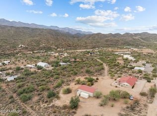 32290 S Happy Jack Trl, Black Canyon City, AZ 85324