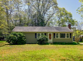 76 Field Rd, Marstons Mills, MA 02648