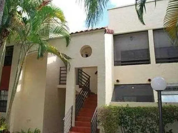 20911 Leeward Ct #2, Miami, FL 33180