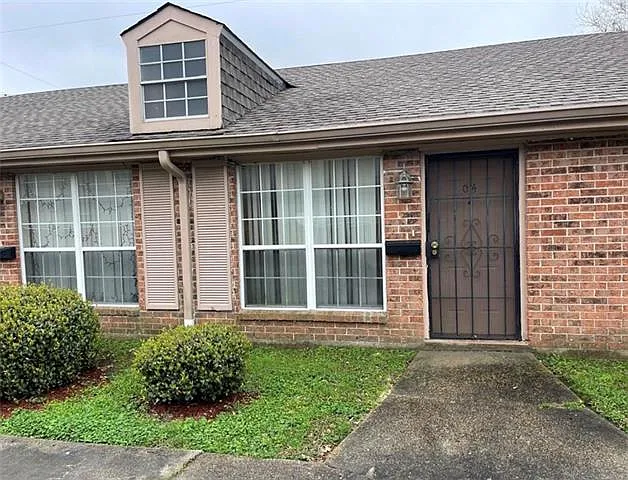 4104 Buchanan St — Photo 1