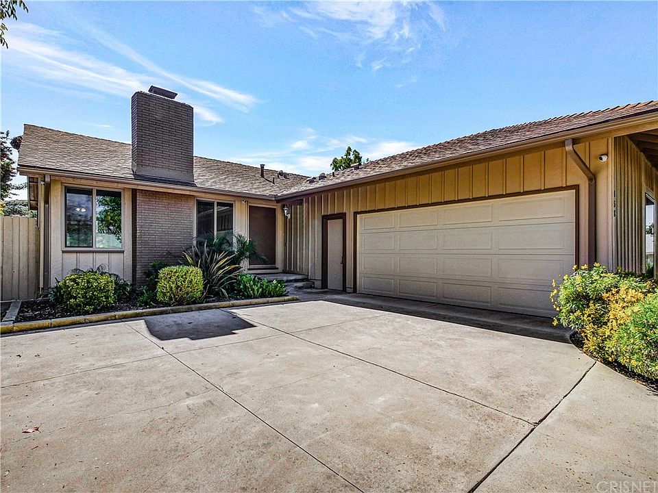 1st image of 458 W Avenida De Las Flores