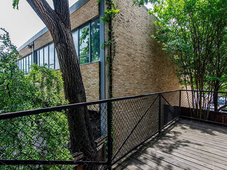 2724 Shelby Ave — Photo 18
