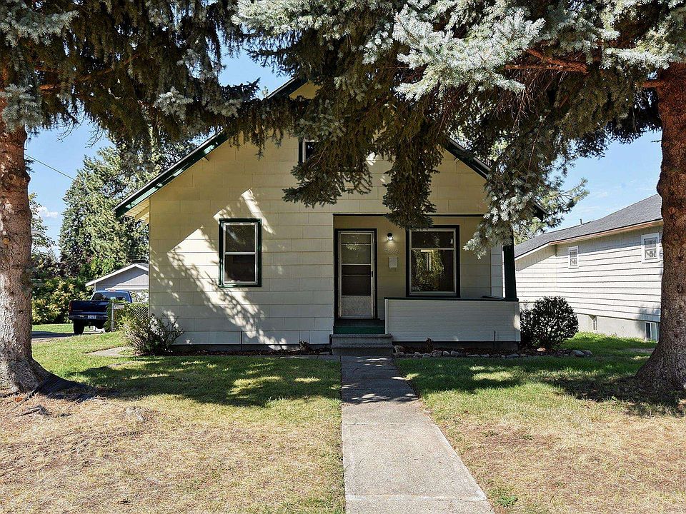 1st image of 2809 E 18th Ave